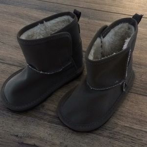 Baby Gap Brown Shearling Boots 6-12 Month